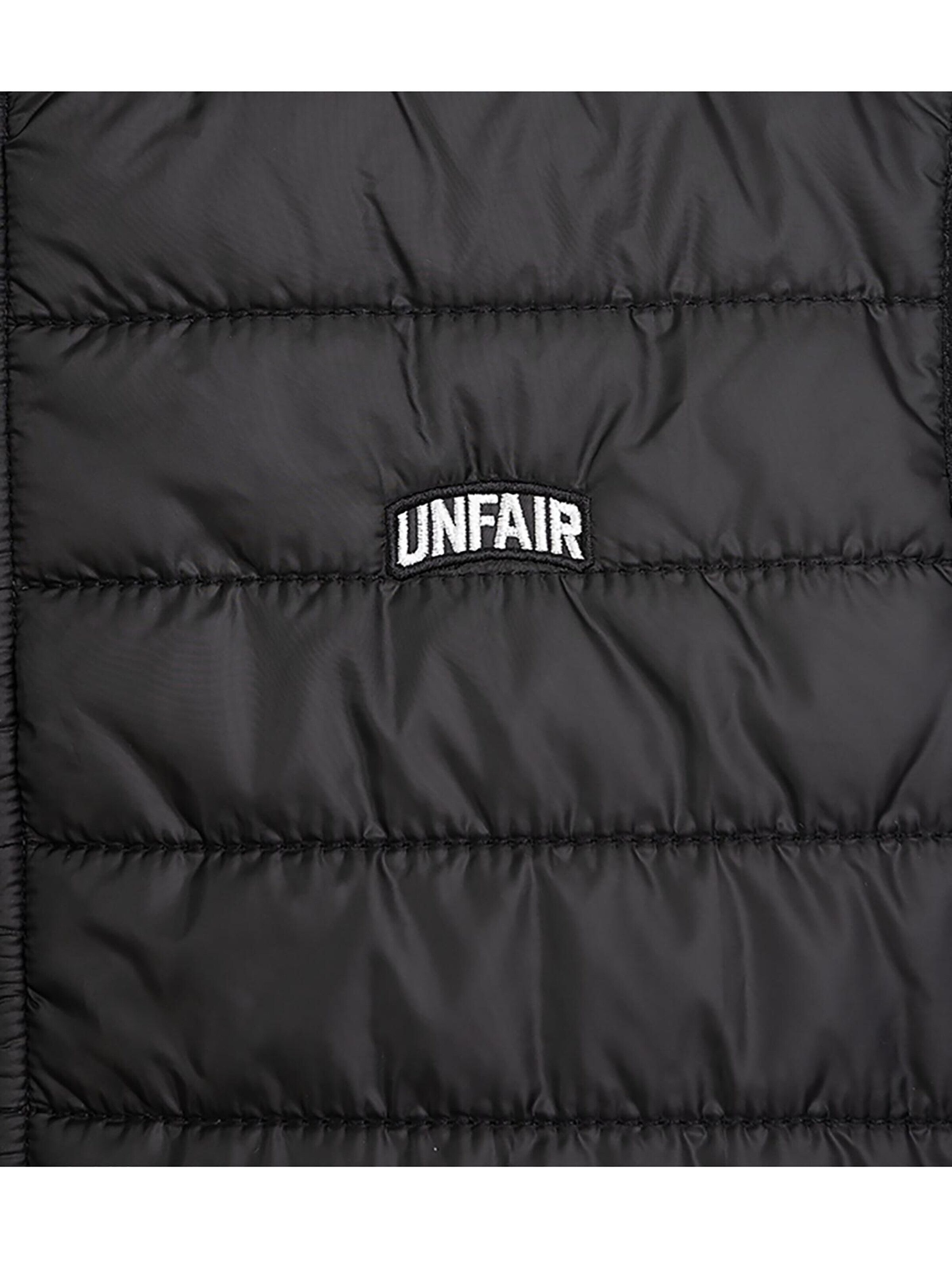 Gilet 'Curved' di Unfair Athletics in nero
