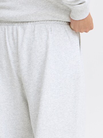 Loosefit Pantaloni sportivi ' JCMMSANDER JOGGING PANTS ' di The Jogg Concept in grigio