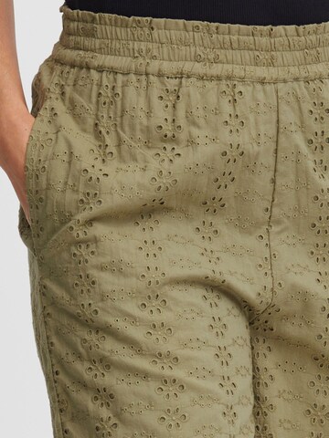 Loosefit Pantalon b.young en vert