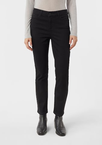 COMMA Regular Jeans in Zwart: voorkant