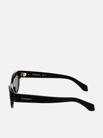 FERRAGAMO Sunglasses in Black
