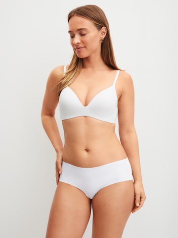 CALIDA Bralette Bra 'Sleek Skin' in White