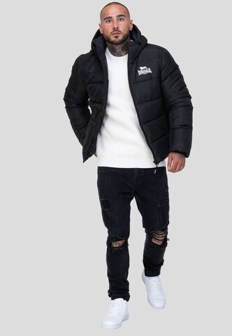 LONSDALE - Chaqueta de invierno 'TROVER' en negro