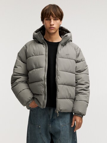 Pull&Bear Jacke in Grau: Vorderseite