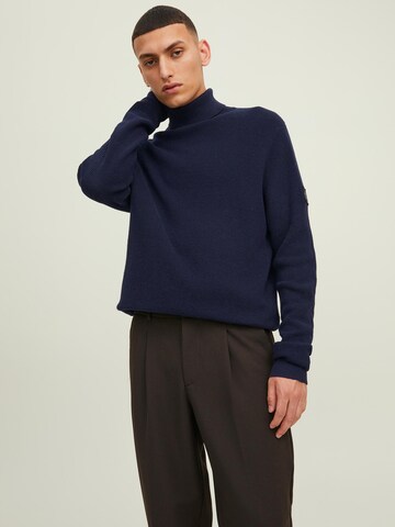 JACK & JONES Sweater in Blue: front