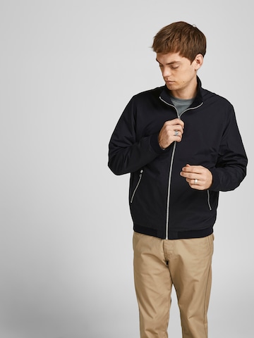 Veste mi-saison 'JWHMASH' JACK & JONES en noir : devant