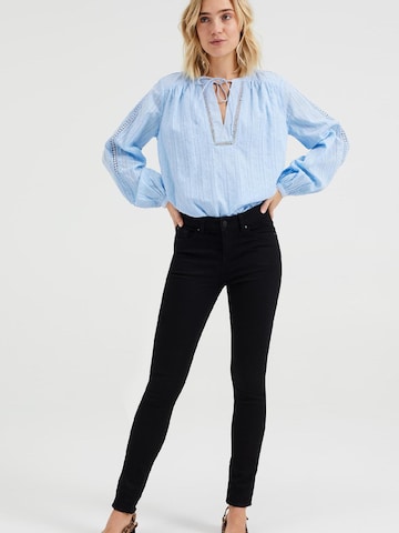 Skinny Jeans di WE Fashion in nero