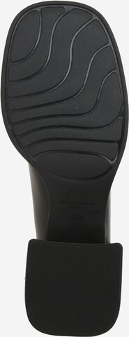 VAGABOND SHOEMAKERS - Sapato Slip-on 'ANSIE' em preto