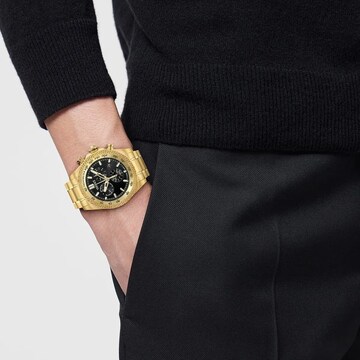 VERSACE Analog watch in Gold