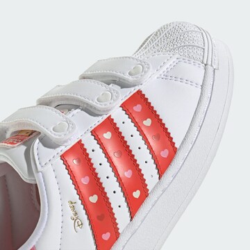 ADIDAS ORIGINALS Sneakers 'Disney Superstar' in Wit