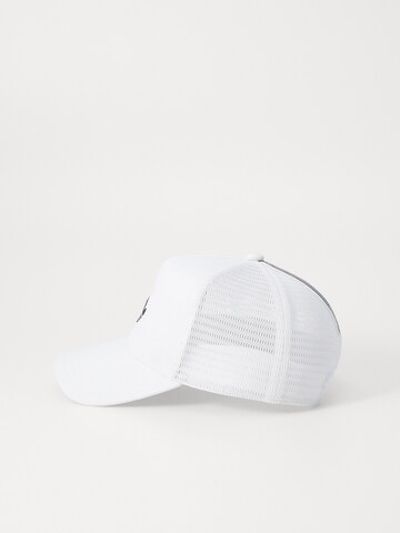 ADIDAS ORIGINALS Cap in White