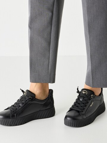 Baskets basses Tamaris en noir