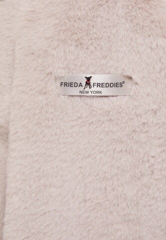 Frieda & Freddies Between-Season Jacket in Beige