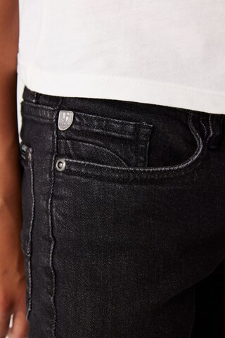 GARCIA Slim fit Jeans in Black