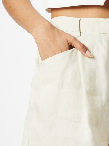 Loosefit Pantaloni con pieghe di UNITED COLORS OF BENETTON in beige