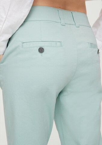 Coupe slim Pantalon chino QS en vert