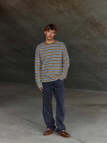 BLEND - Sudadera 'BHKhalid Striped' en azul