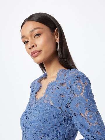 Robe 'MADELEINE' IVY OAK en bleu