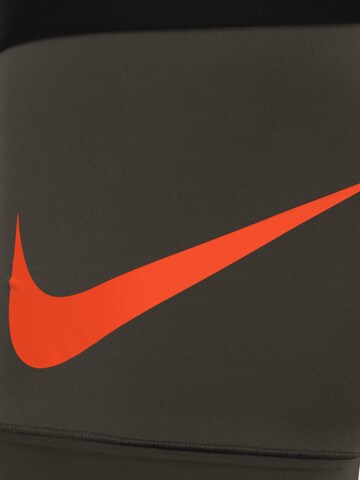 NIKE Αθλητικό σλιπ σε πράσινο