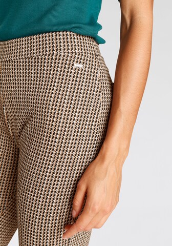 LASCANA Slim fit Leggings in Brown