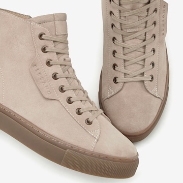 Elbsand High-Top Sneakers in Grey