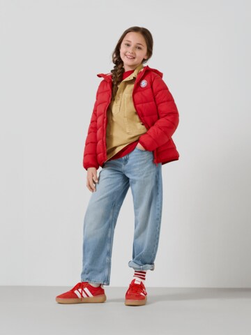 FC BAYERN MÜNCHEN Between-Season Jacket in Red