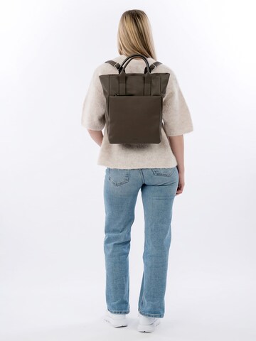 Emily & Noah Rucksack 'Tours RUE 09' in Braun