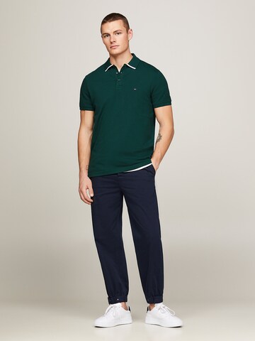 TOMMY HILFIGER Poloshirt in Grün