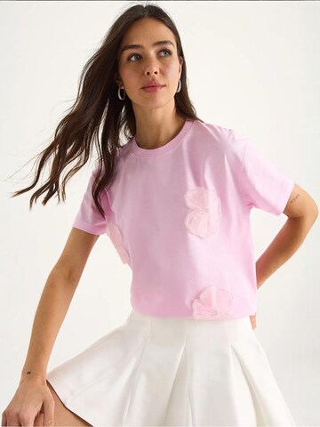 Bianco Lucci T-Shirt in Pink: Vorderseite