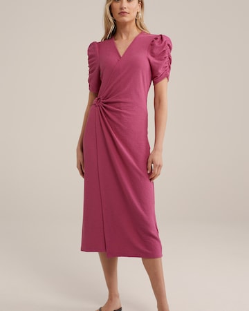 Robe WE Fashion en rose : devant