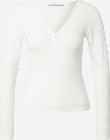 ABOUT YOU Тениска 'Kimberly' в бяло: отпред