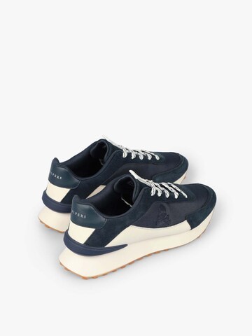 Scalpers Sneaker low 'New Gina' in Blau