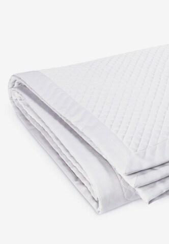 Ralph Lauren Home Blankets 'WYATT' in White