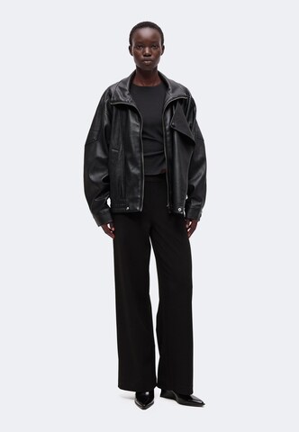 ABOUT YOU - Top 'Caroline' en negro