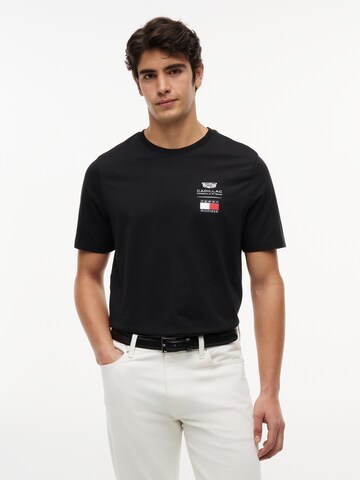 TOMMY HILFIGER Μπλουζάκι 'TH x CF1' σε μαύρο: μπροστά
