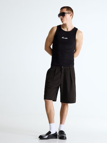 Bershka Loosefit Kalhoty se sklady v pase – černá: přední strana