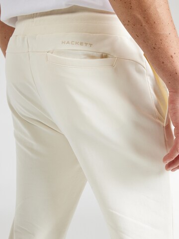 Hackett London Tapered Hose 'ESSENTIAL' in Weiß
