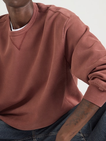 LEVI'S ® Sweatshirt 'Heritage' in Red