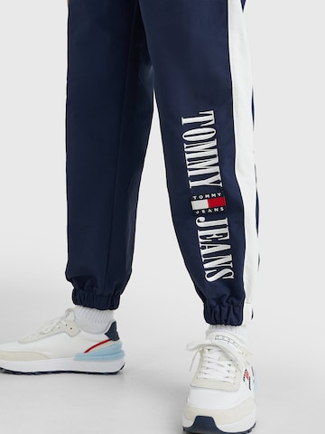 Tommy Jeans Tapered Hose in Blau