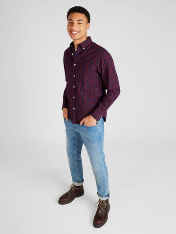 GANT - Regular Fit Camisa 'POPLIN TARTAN' em vermelho