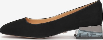 Kazar Pumps in Black: front