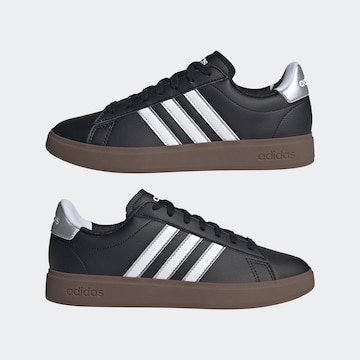 ADIDAS SPORTSWEAR Σνίκερ χαμηλό 'GRAND COURT 2.0' σε μαύρο