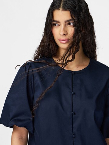 Chemisier 'PCBlair' PIECES en bleu