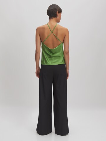 Top 'Kayleen' di EDITED in verde
