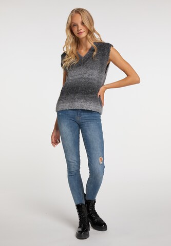 MYMO Sweater in Grey