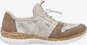 Chaussure de sport à lacets Rieker en beige