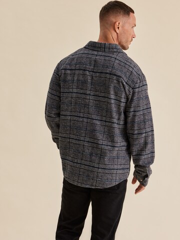 DAN FOX APPAREL Regular fit Button Up Shirt 'Nevio' in Grey