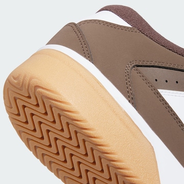 ADIDAS SPORTSWEAR Sneaker 'Turnaround' in Braun