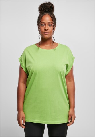 T-shirt Urban Classics en vert : devant