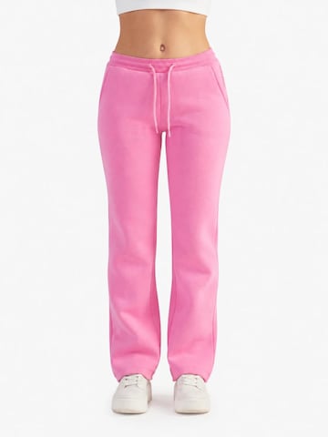 HOLLY LOLLY Regular Trousers in Pink